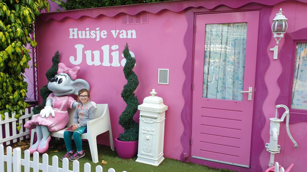 huisje van julia roze huisje julianatoren muis caravan