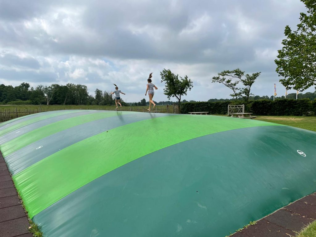 airtrampoline luchtkussen springkussen